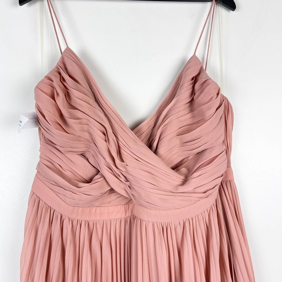 NWT Fame and Partners (16) Pleated Mini Pink Dress Cut-Out Polyester - Picture 2 of 11